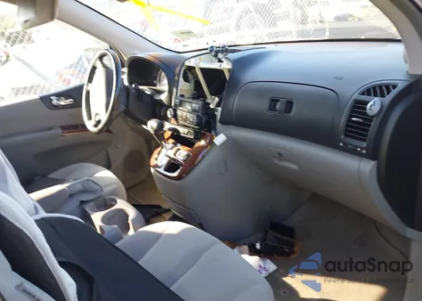 2007 Hyundai Entourage Gls/Limited/Se z USA, uszkodzony, nr VIN KNDMC233876033068